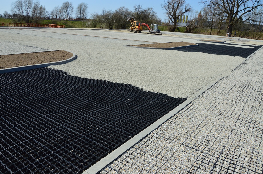 Parking dla samochodów osobowych w budowie