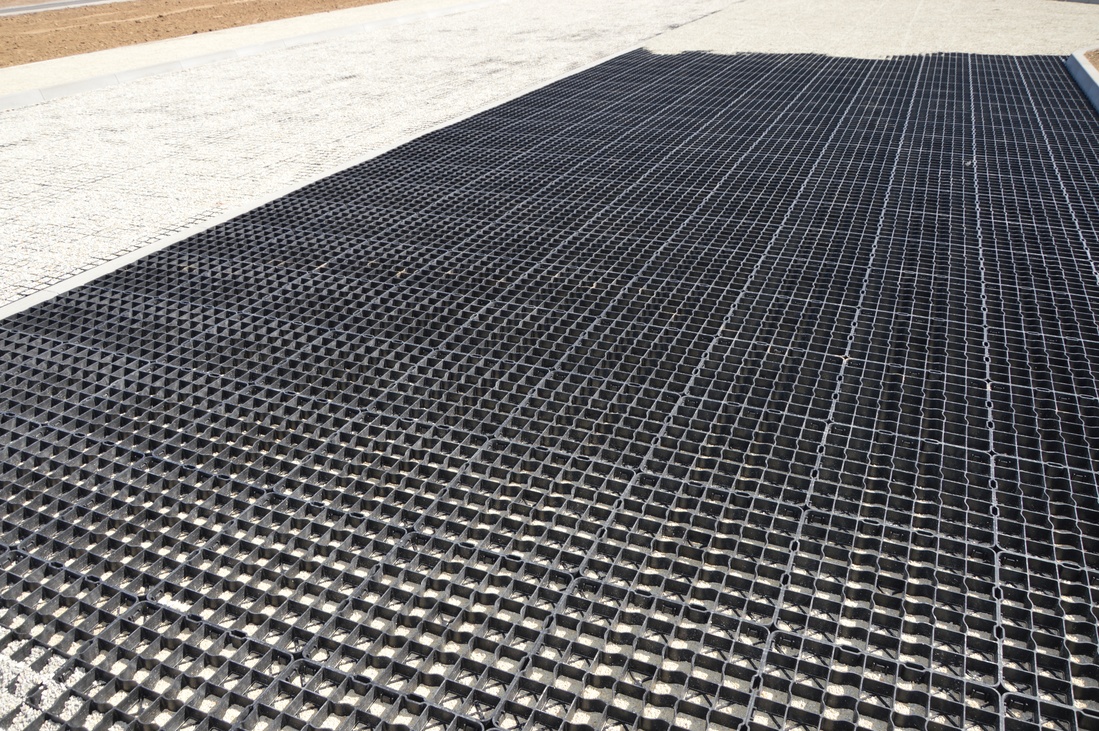 Parking dla samochodów osobowych w budowie