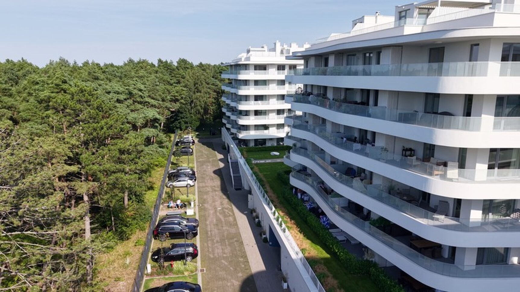 apartamenty w Rogowie z parkingiem wykonanym z ekokraty N50 PRO i N50 PLUS